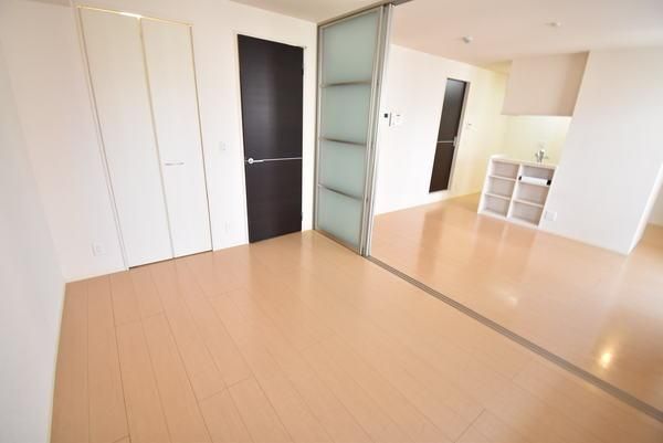 �y�����E���r���O�z�@���d�l�ʐ^