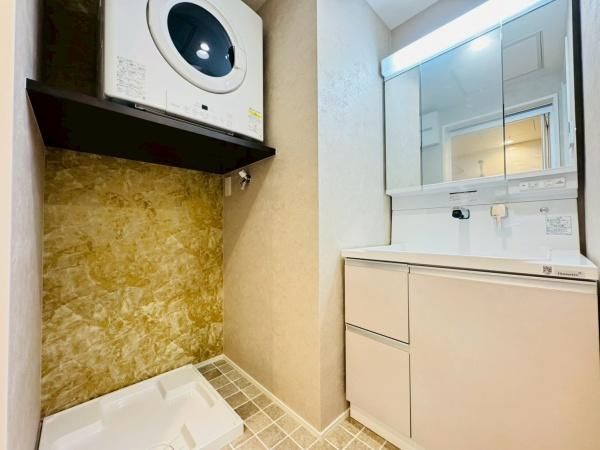 �y���ʏ��z�@