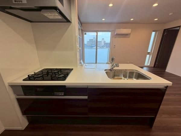 �y�L�b�`���z�@