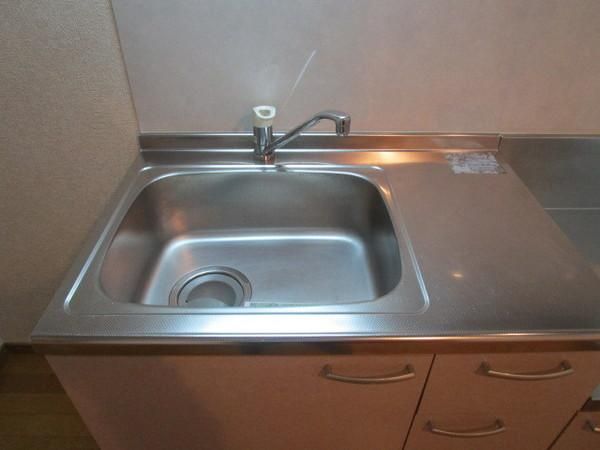 �y�L�b�`���z�@