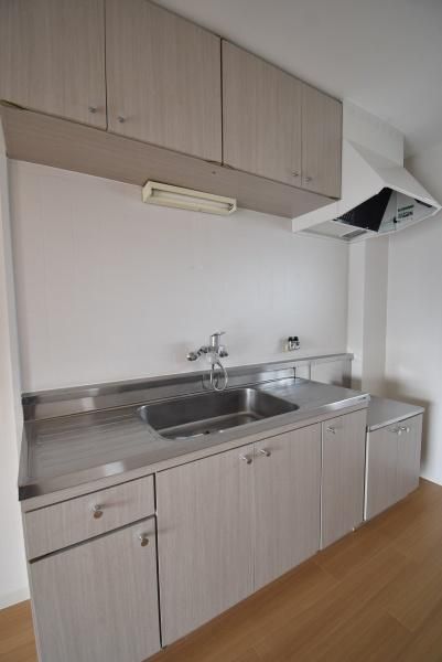 �y�L�b�`���z�@