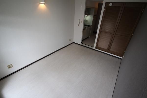 �y�Q���z�@