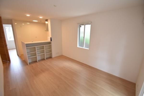 �y�����E���r���O�z�@���������ʎ���