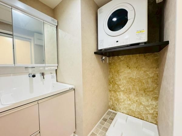 �y���ʏ��z�@