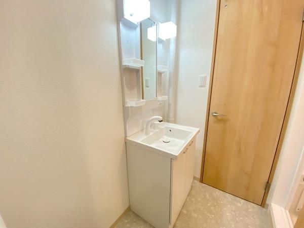 �y���ʏ��z�@