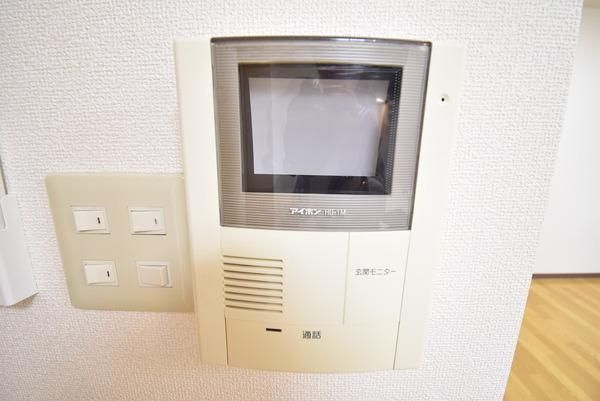 �y�Z�L�����e�B�z�@�������ʎ�