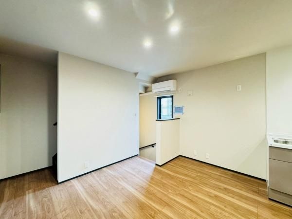 �y���̑������E�X�y�[�X�z�@