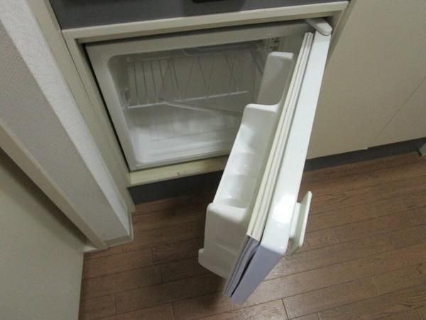 �y���̑��ݔ��z�@