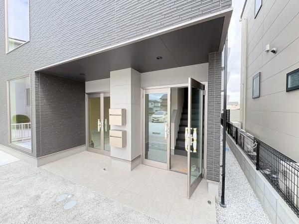 �y�G���g�����X�z�@