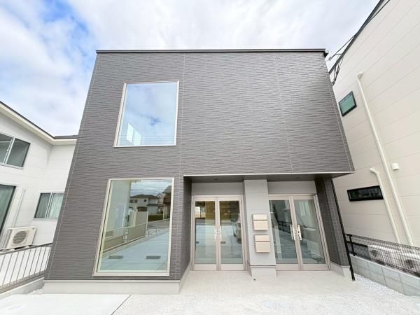 �y���]�z�@