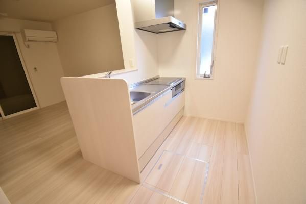 �y�L�b�`���z�@