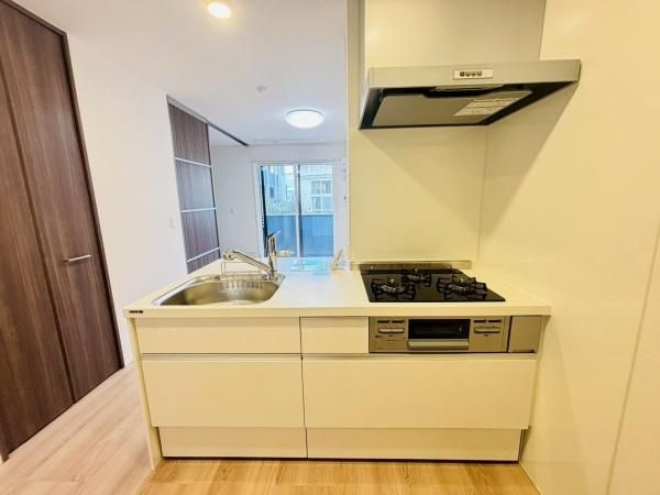 �y�L�b�`���z�@