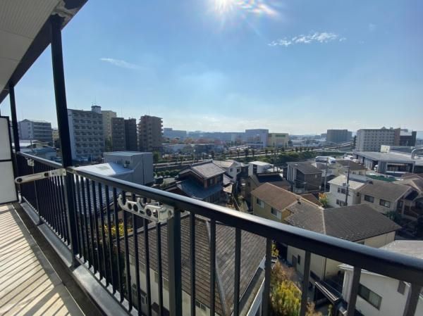 �y���]�z�@