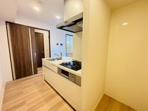 �y�L�b�`���z�@