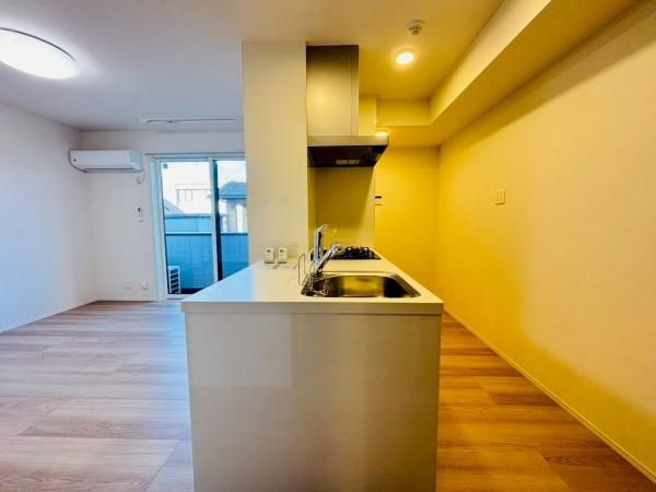 �y�L�b�`���z�@