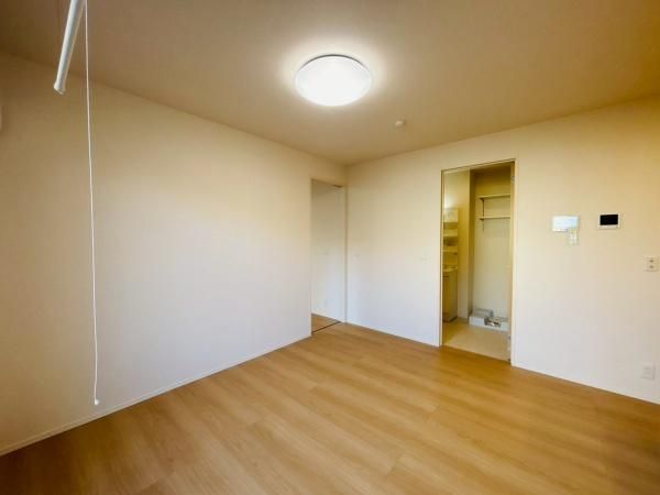 �y���̑������E�X�y�[�X�z�@