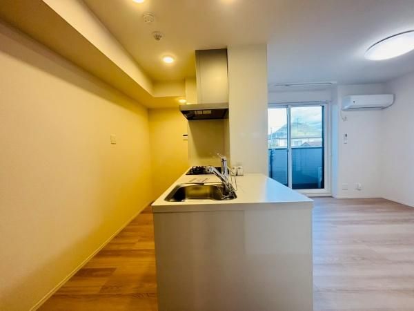 �y�L�b�`���z�@