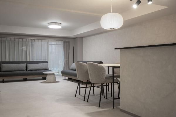 �y�����E���r���O�z�@