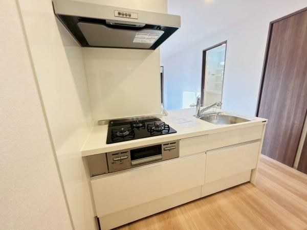 �y�L�b�`���z�@