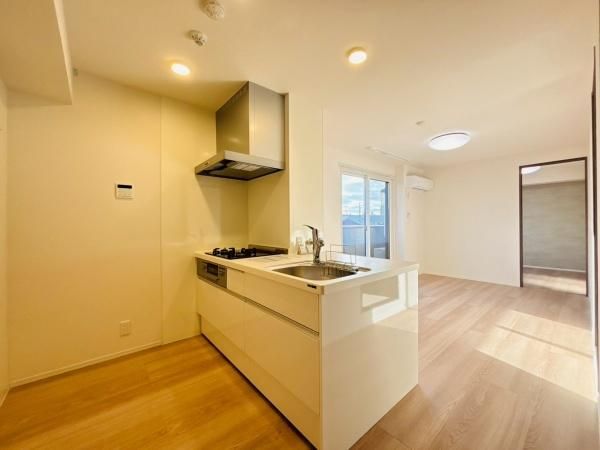 �y�L�b�`���z�@