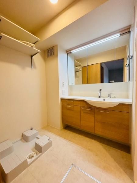 �y���ʏ��z�@