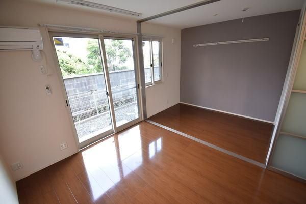 �y���̑������E�X�y�[�X�z�@���d�l�ʐ^