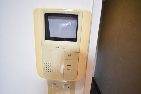 �y�Z�L�����e�B�z�@���d�l�ʐ^