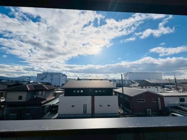 �y���]�z�@