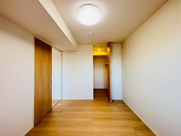 �y�Q���z�@