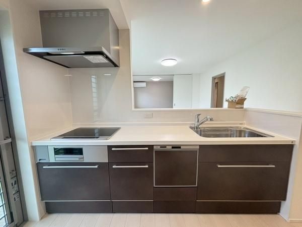 �y�L�b�`���z�@