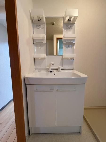 �y���ʏ��z�@