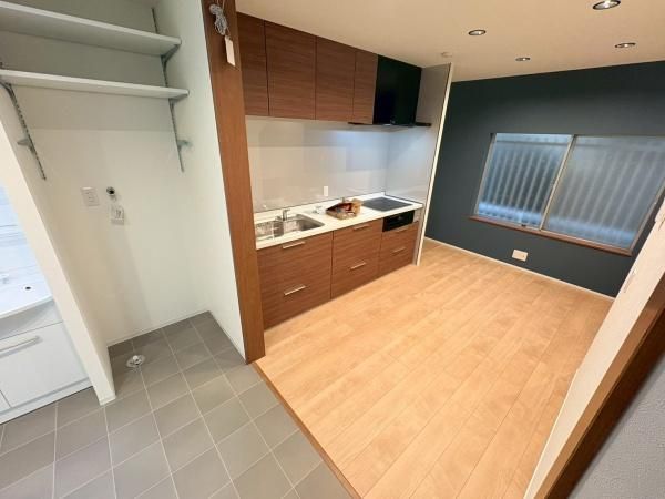 �y�L�b�`���z�@