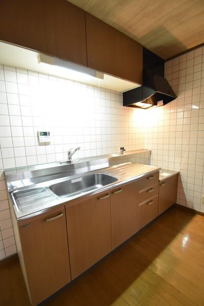 �y�L�b�`���z�@