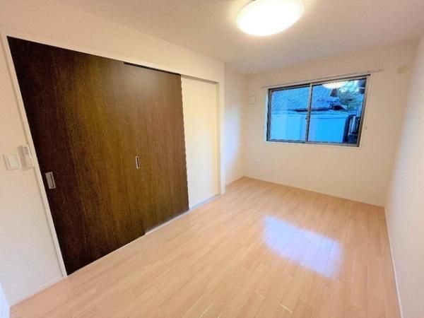 �y���̑������E�X�y�[�X�z�@���]�^�C�v�ɂȂ�܂�
