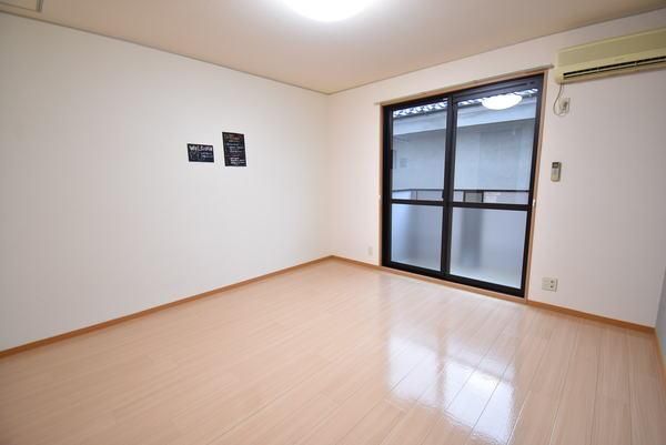 �y���̑������E�X�y�[�X�z�@