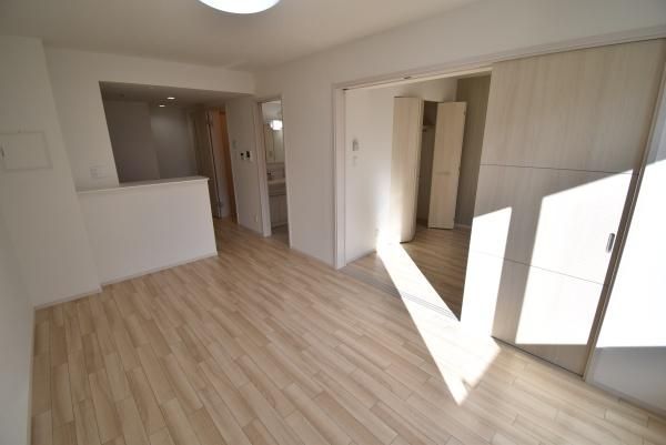 �y�����E���r���O�z�@���������ʎ���