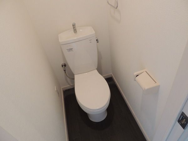 �y�g�C���z�@