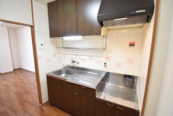 �y�L�b�`���z�@