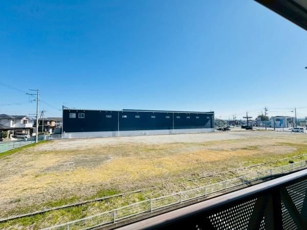 �y���]�z�@