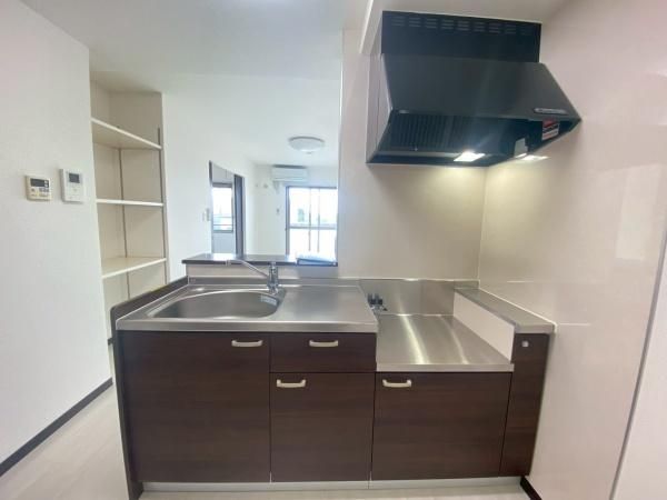 �y�L�b�`���z�@