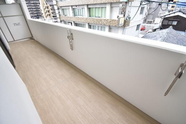 �y�o���R�j�[�z�@