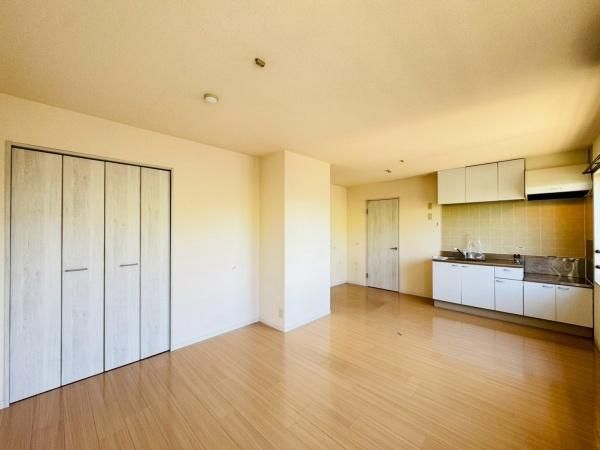 �y�����E���r���O�z�@�������ʎ�