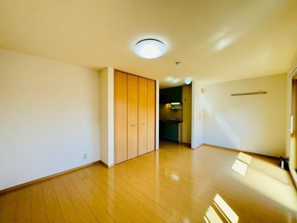 �y�����E���r���O�z�@�������ʎ�